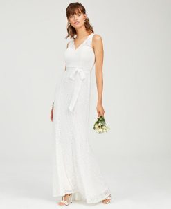 Adrianna Papell Women's Lace V-Neck Satin Sash Gown