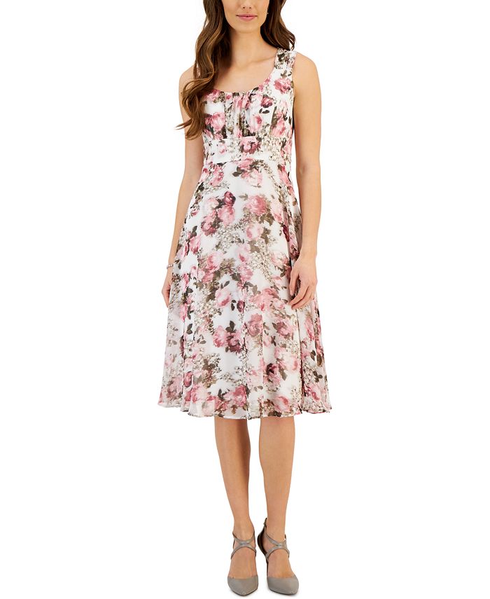 Women's Printed Round-Neck Sleeveless Dress Connected Women's Printed Round-Neck Sleeveless Dress -Adrianna Papell Sales Shop